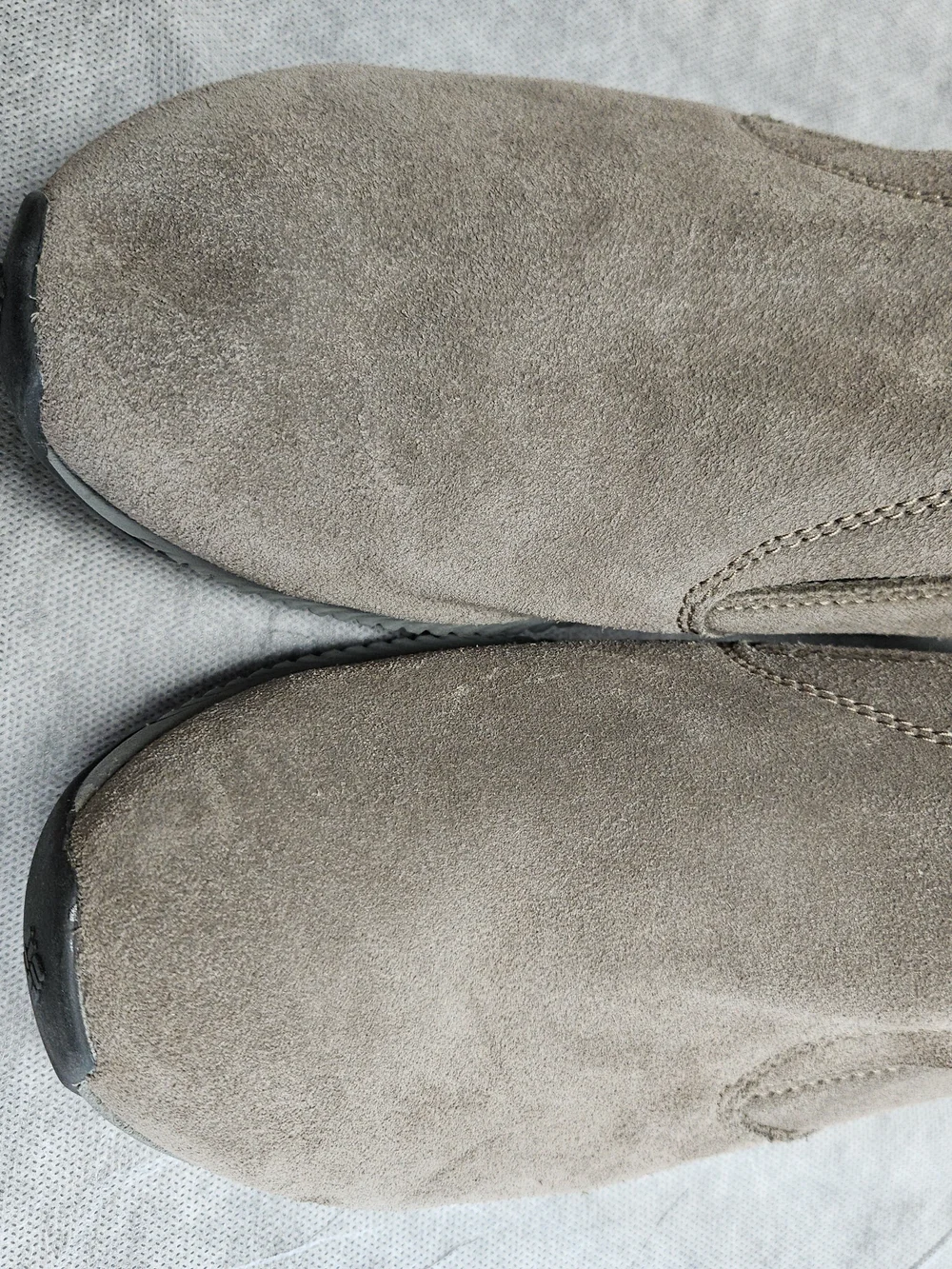 Columbia Landroamer Men’s Slip-On Suede Casual Shoe - Taupe Sz Mens 8